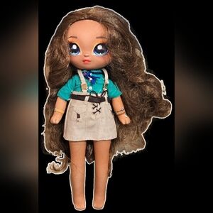 Na Na Na Surprise Teens Fashion Doll - Amelia Outback, 11 inch
